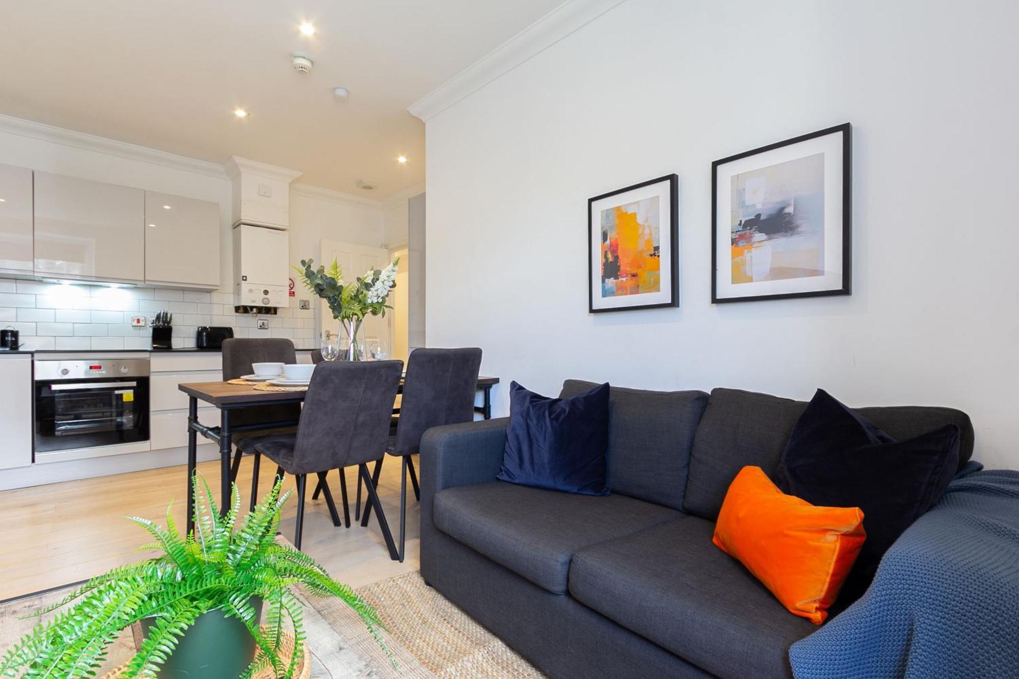 Cosy Central 2 Bedroom - Near Brighton Beach & Shops! Exterior photo